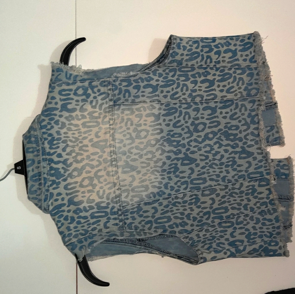 Jacket - Picture 2 of 2